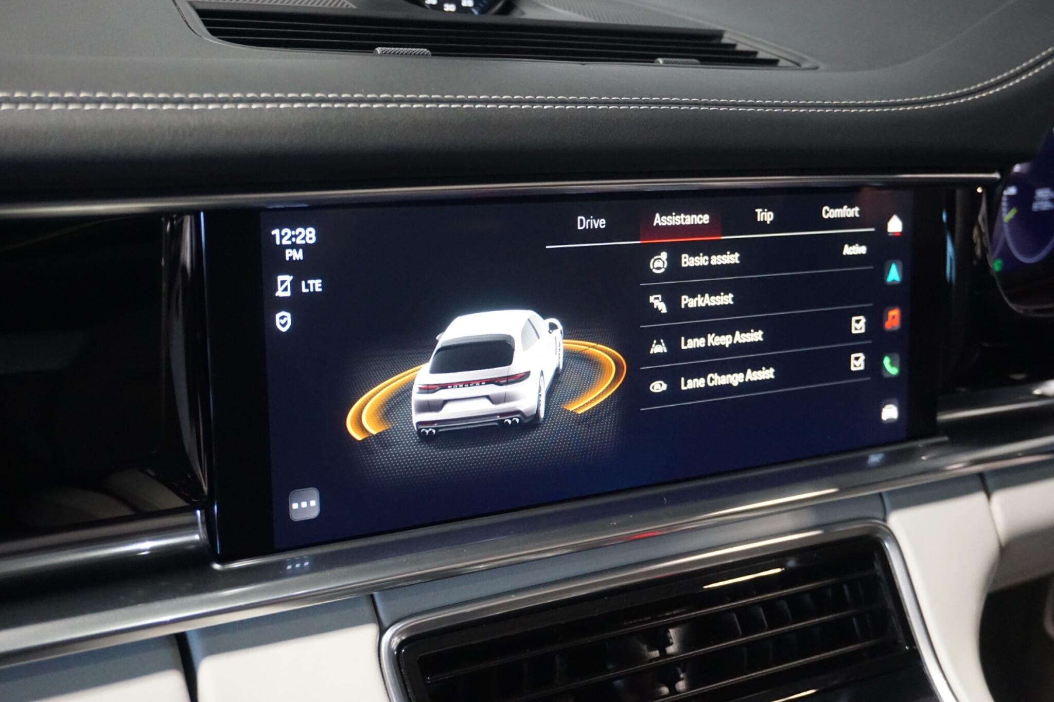 Porsche Panamera 2.9 V6 E-Hybrid 17.9kWh 4 Platinum Edition Sport Turismo 5dr Petrol Plug-in Hybrid PDK 4WD Euro 6 (s/s) (462 ps)